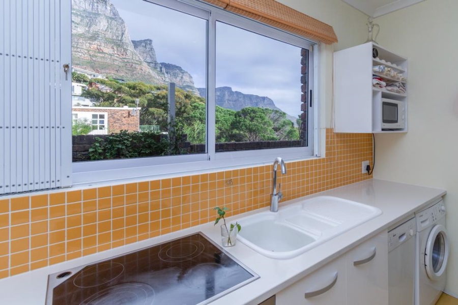 To Let 3 Bedroom Property for Rent in Camps Bay Western Cape